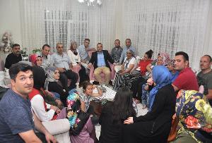 ÇAY SOHBETLERİ